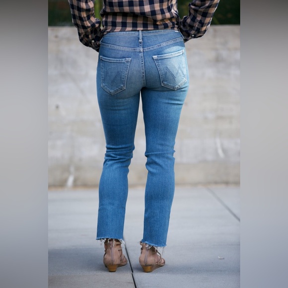 Mother The Mid-Rise Dazzler Ankle Fray Women’s Blue Denim Jeans Size 31 - Picture 3 of 15